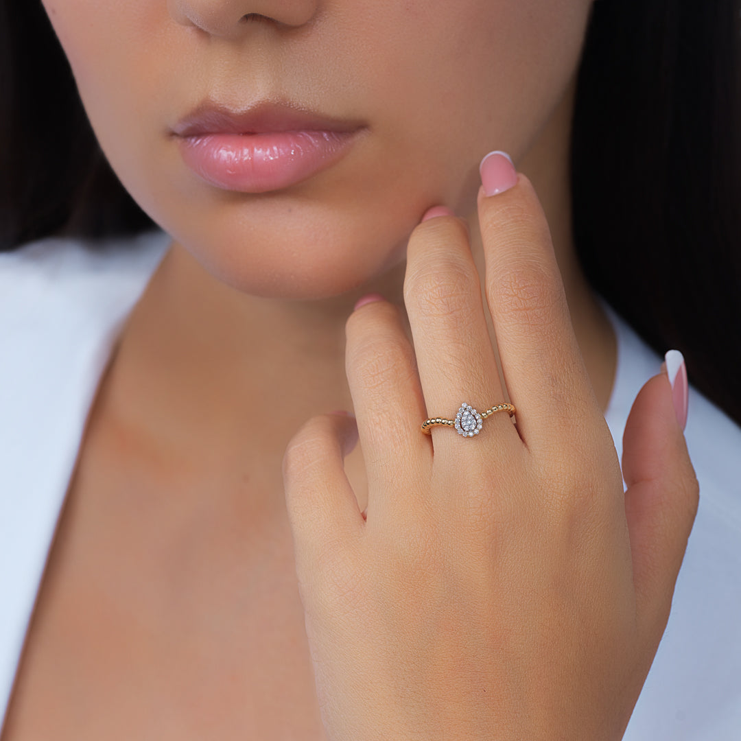 Majestic Golden Ripple Ring Yellow Gold Diamond